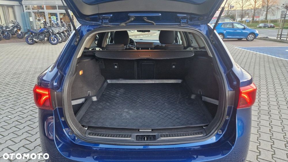 Toyota Avensis 2.0 D-4D Premium - 14