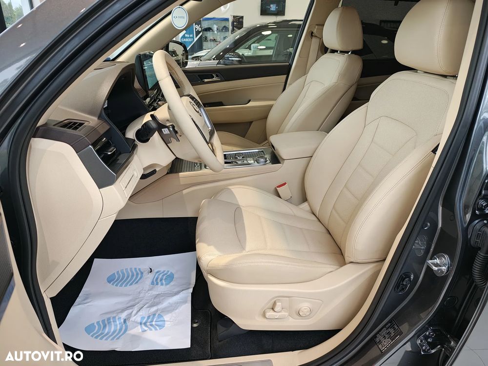 KGM Rexton - 32