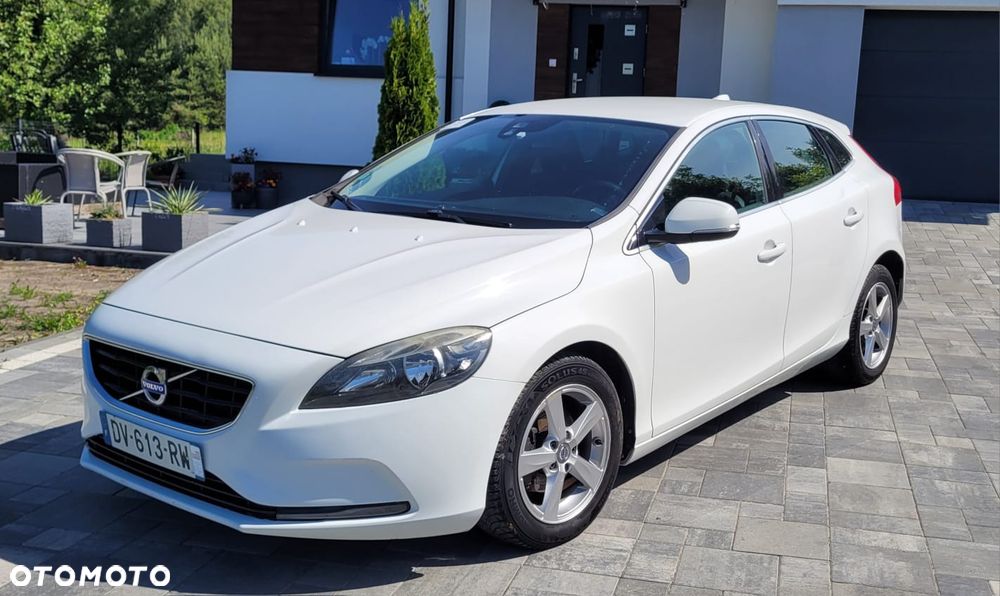 Volvo V40 - 2