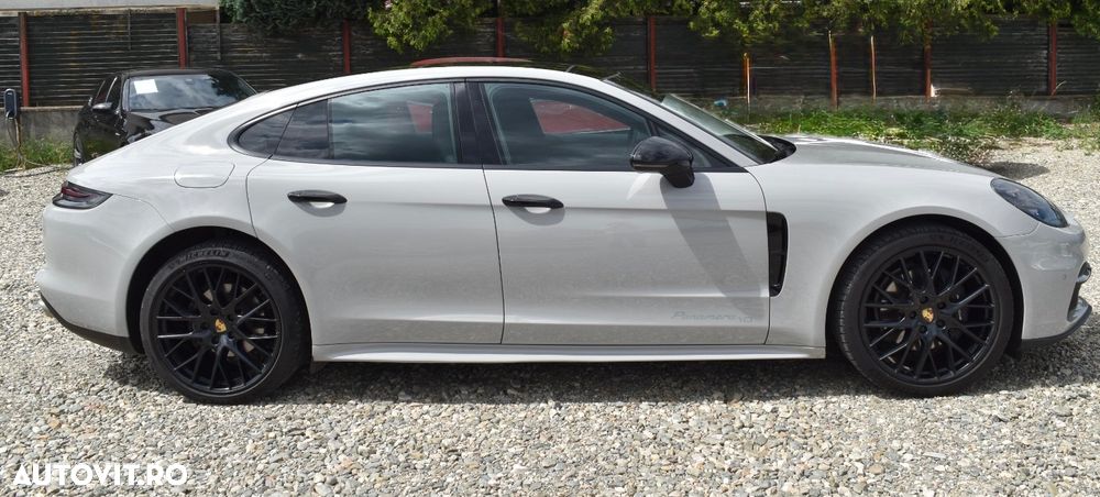Porsche Panamera - 3