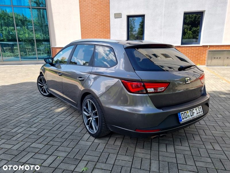 Seat Leon 2.0 TDI DPF Start&Stop FR - 4