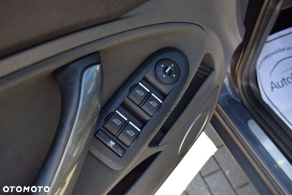 Ford Kuga - 20