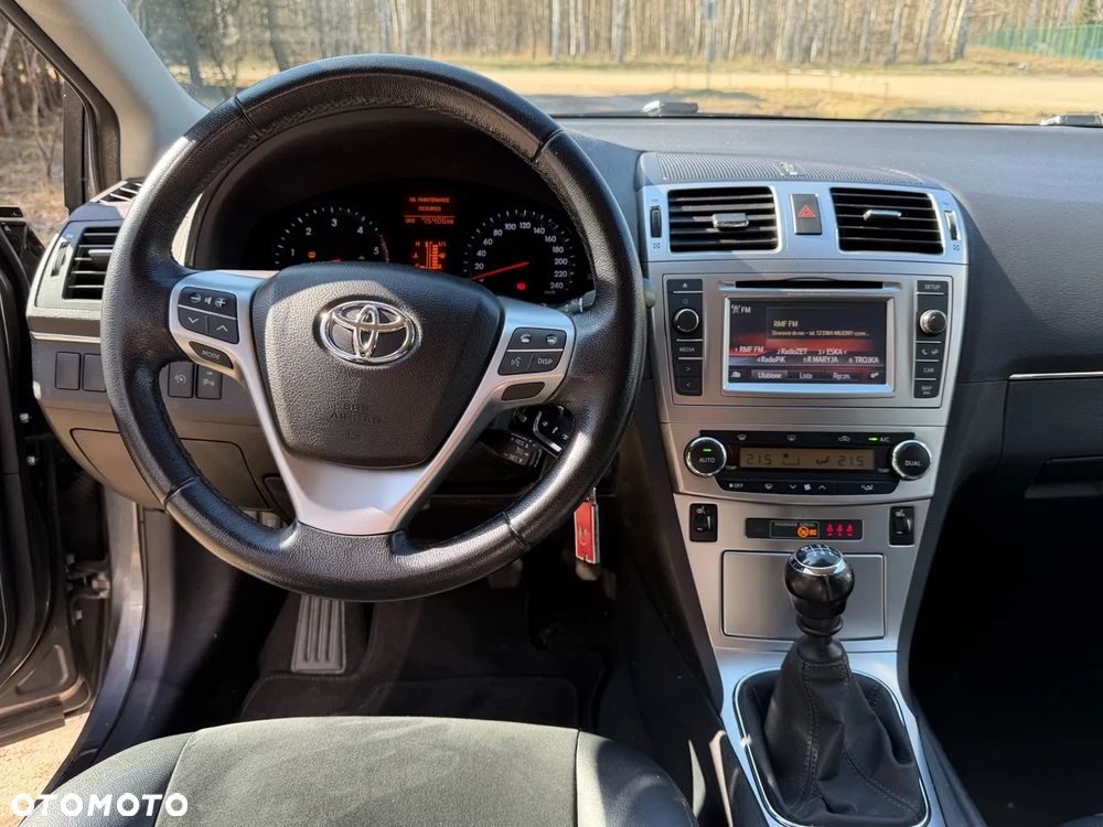 Toyota Avensis 2.0 D-4D Executive - 7