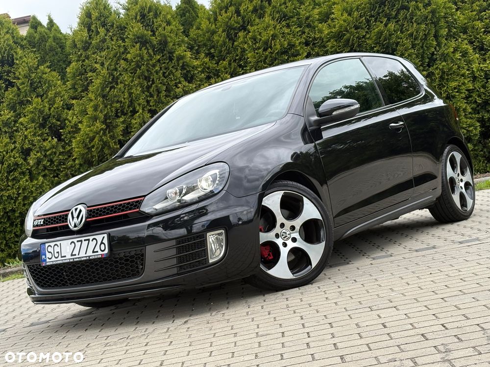 Volkswagen Golf 2.0 GTI - 1