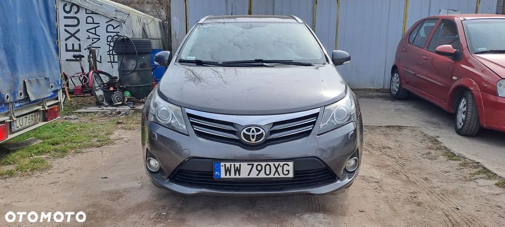 Toyota Avensis 1.8 Comfort - 2