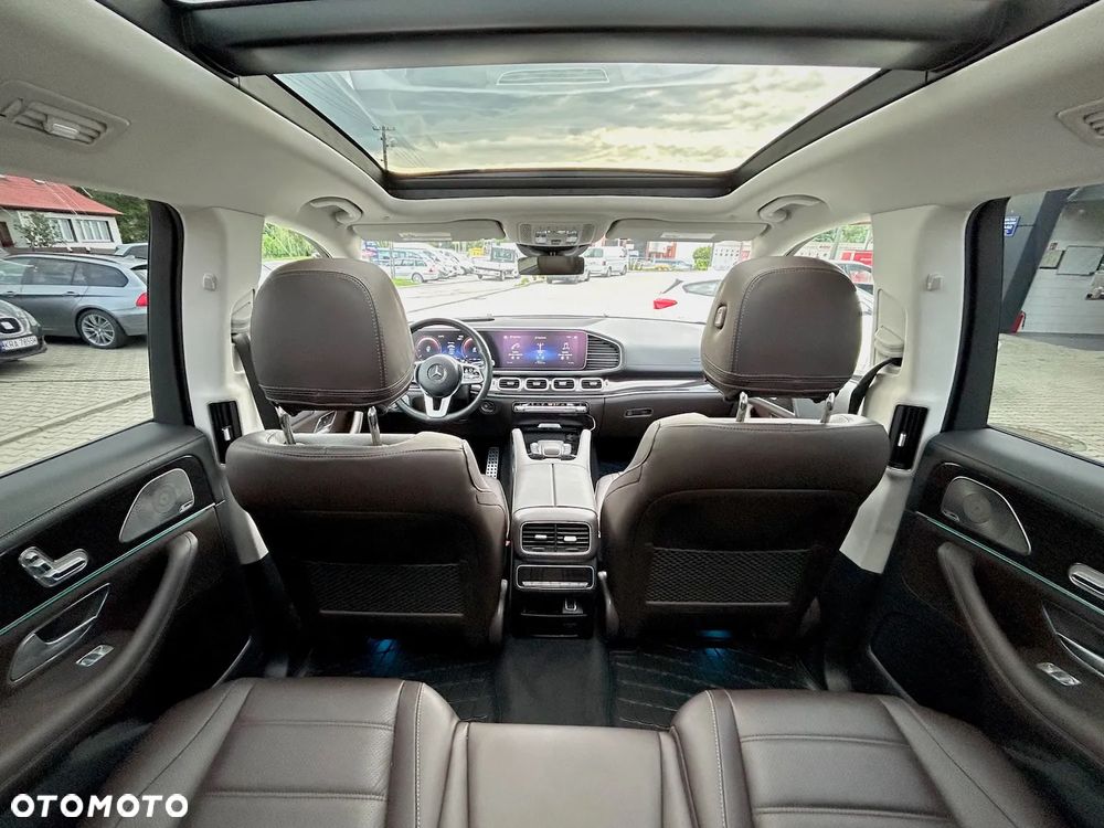 Mercedes-Benz GLS - 18