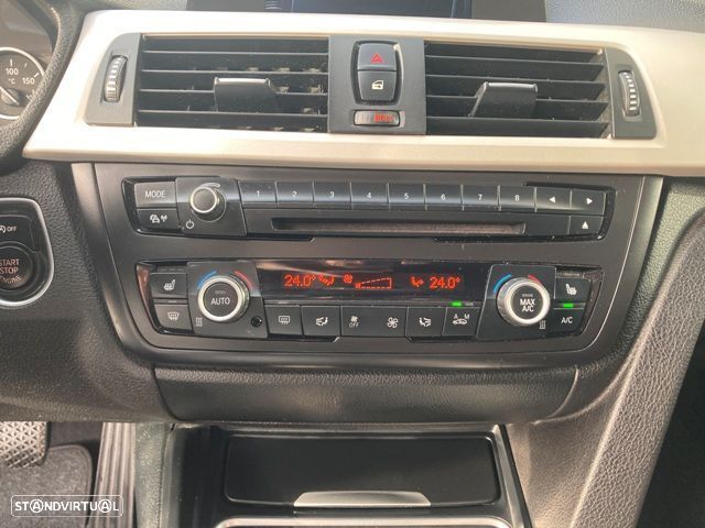 BMW 318 d Sport - 23