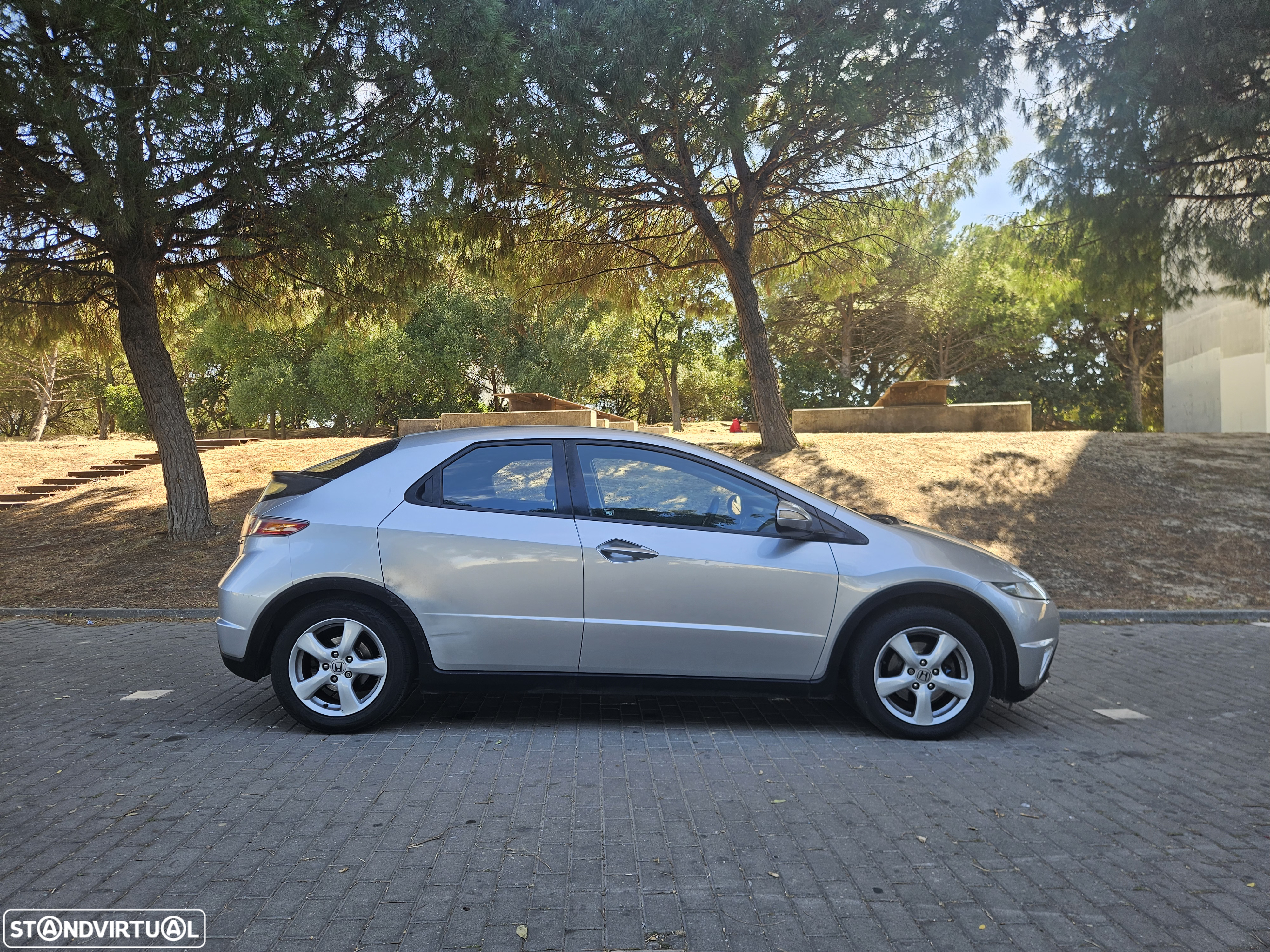 Honda Civic 1.4 Comfort - 2