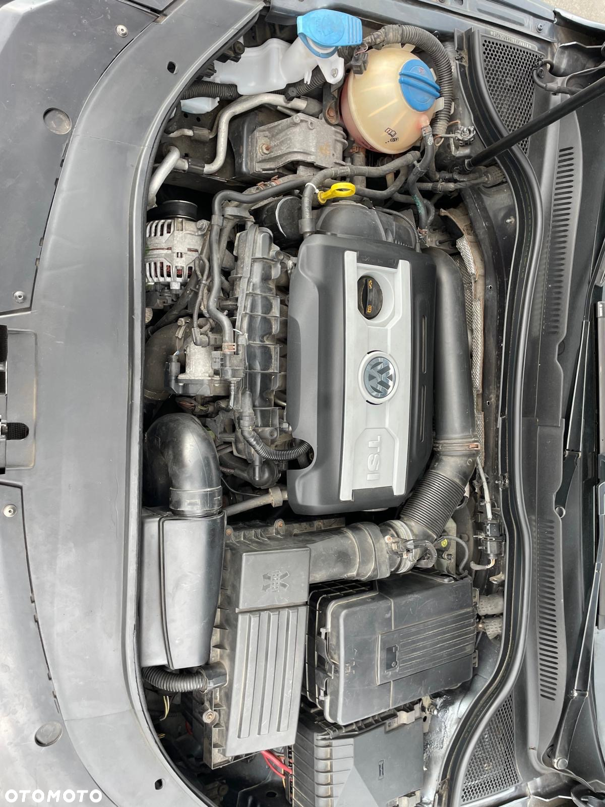 Volkswagen CC 2.0 TSI DSG - 9