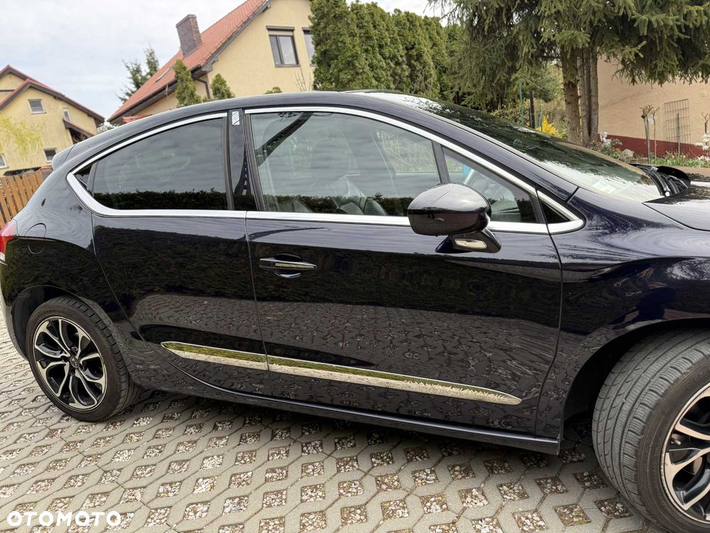 DS Automobiles DS 4 - 7