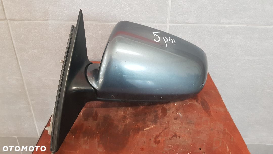 LUSTERKO A4 B6 5 PIN LEWE EUROPA - 1
