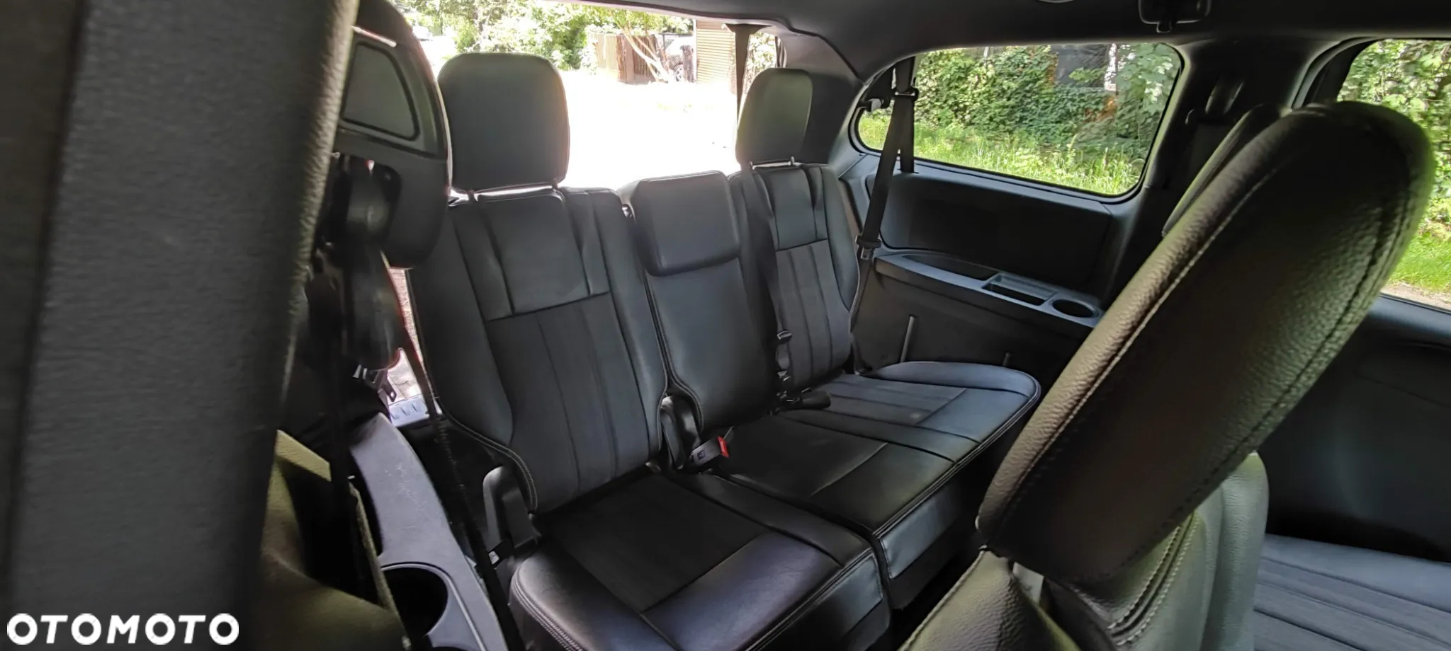 Chrysler Town & Country 3.6 Limited - 21