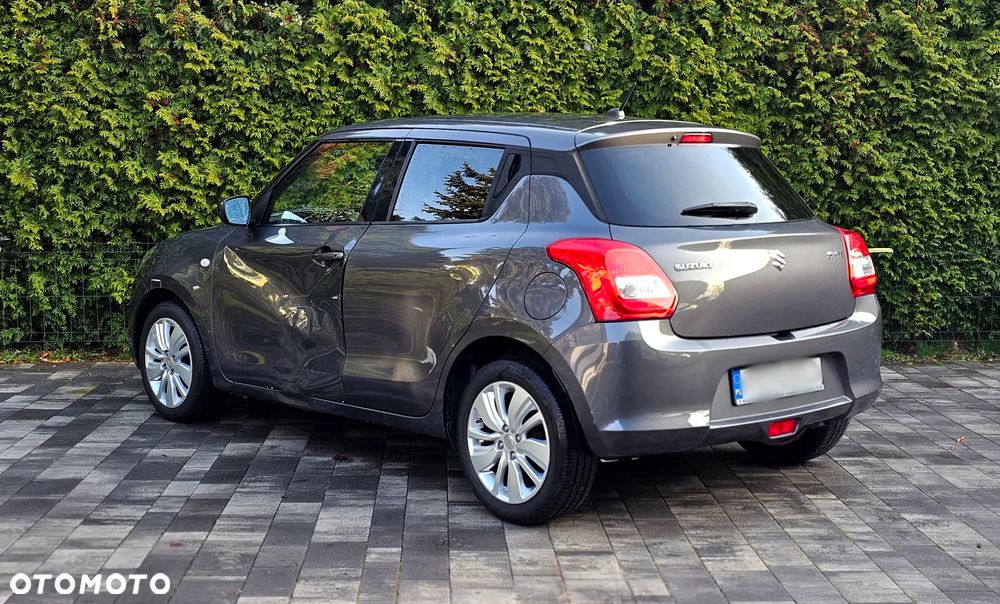 Suzuki Swift 1.2 Premium Plus - 6