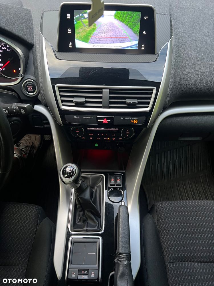 Mitsubishi Eclipse Cross 1.5 T Invite Plus - 12