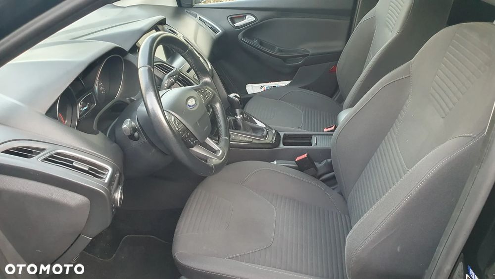 Ford Focus 2.0 TDCi Titanium ASS - 17