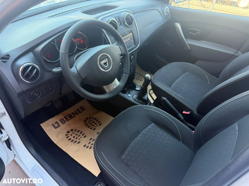 Dacia Sandero 1.0 SCe Laureate - 10
