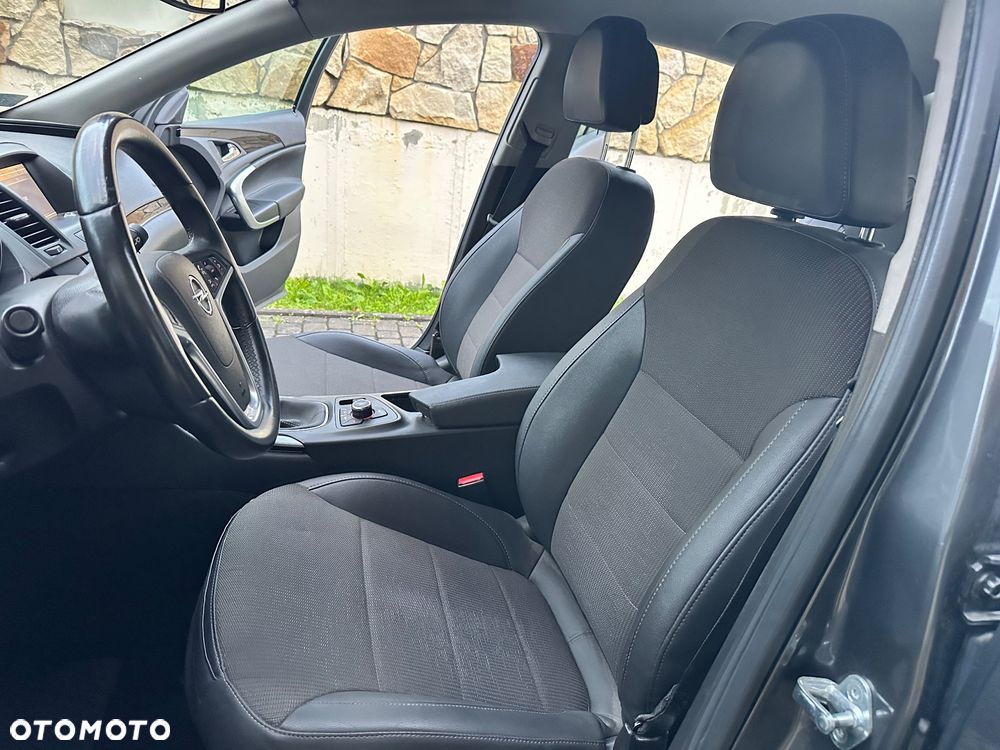 Opel Insignia 2.0 T Cosmo - 9