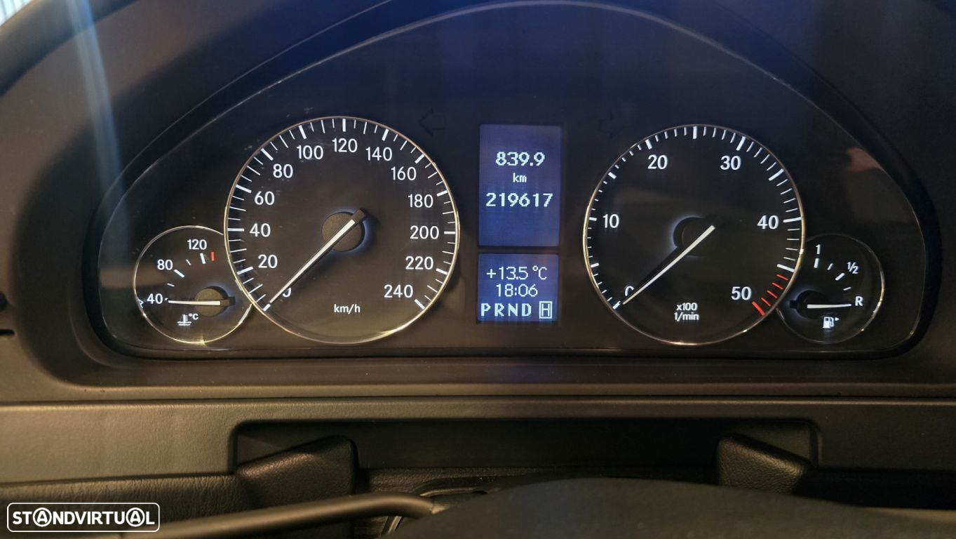 Mercedes-Benz G 350 CDi Longo - 48