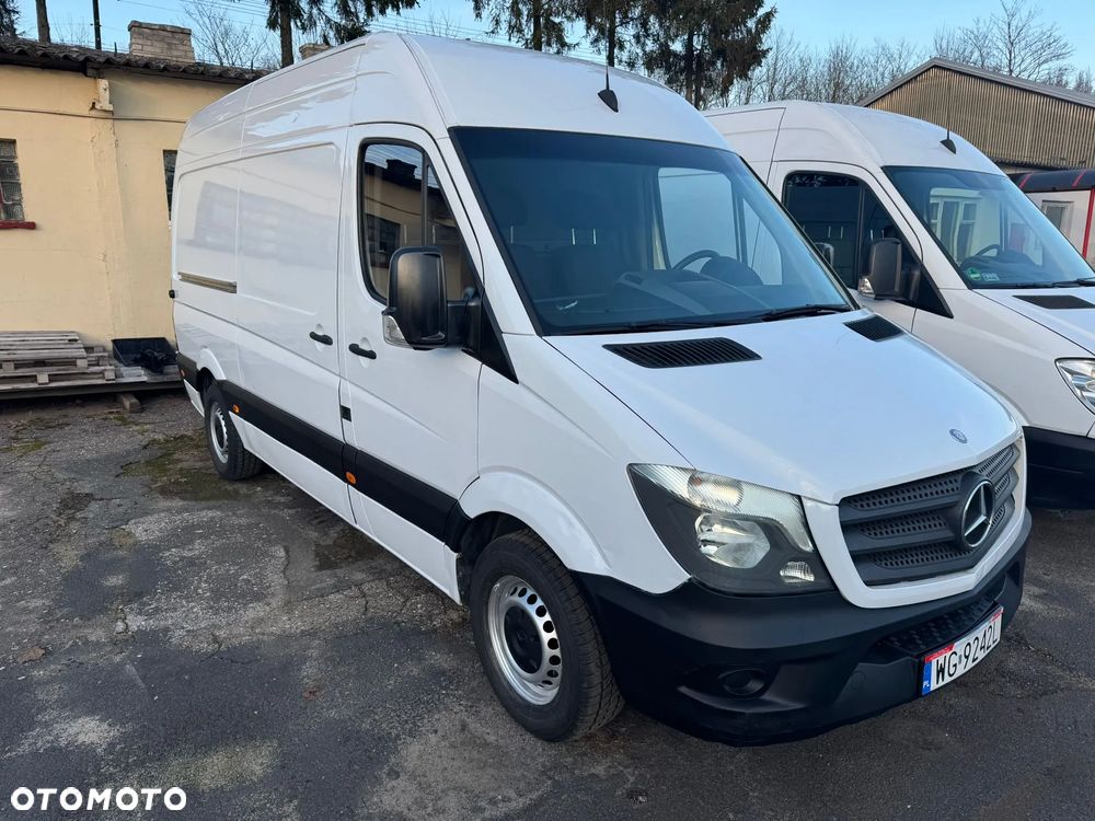 Mercedes-Benz Sprinter - 1