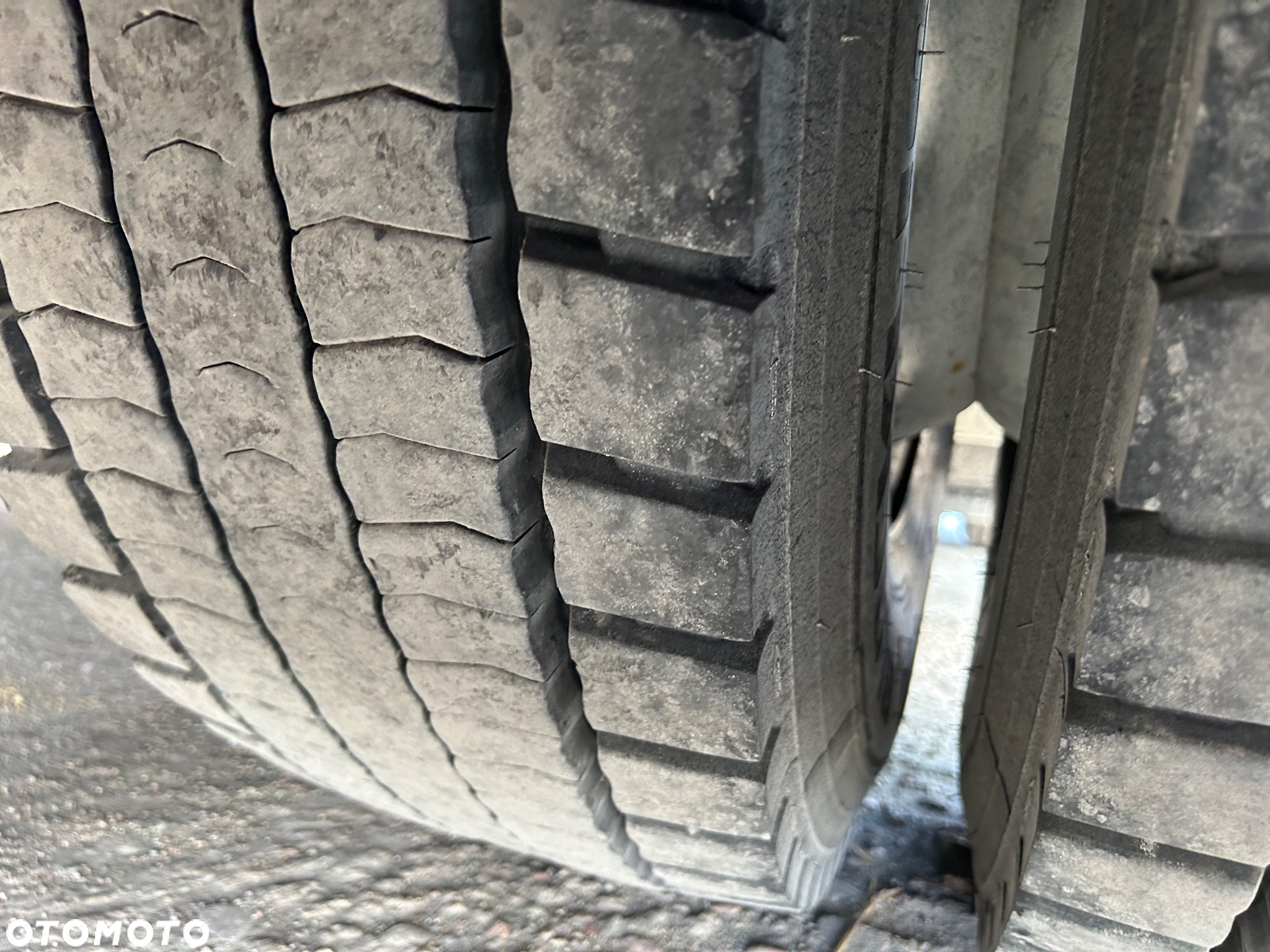 Ford F-MAX - 10