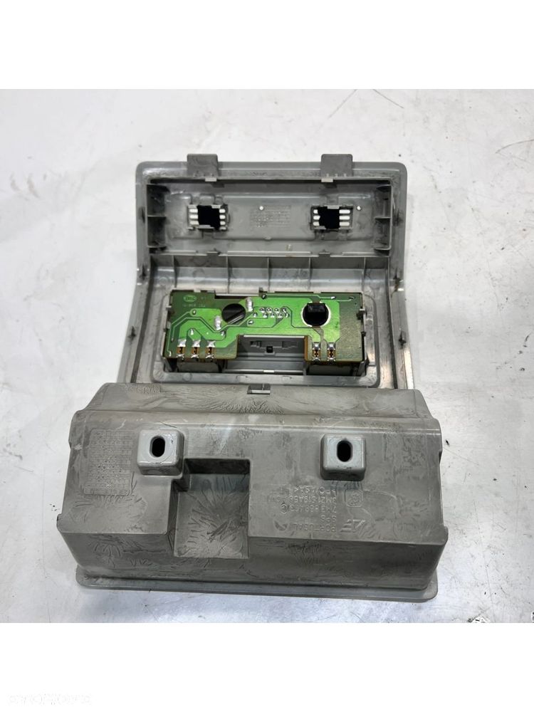 LAMPKA PODSUFITKI VW SHARAN 7M3868403C - 7