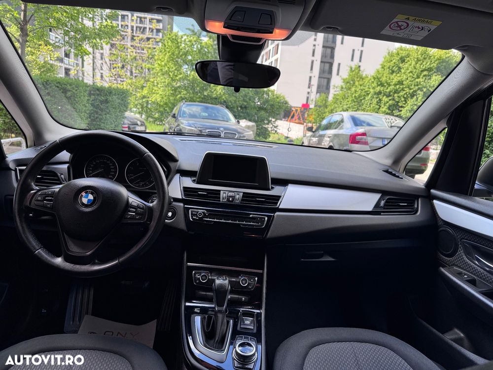 BMW Seria 2 216d Aut. Luxury Line - 8