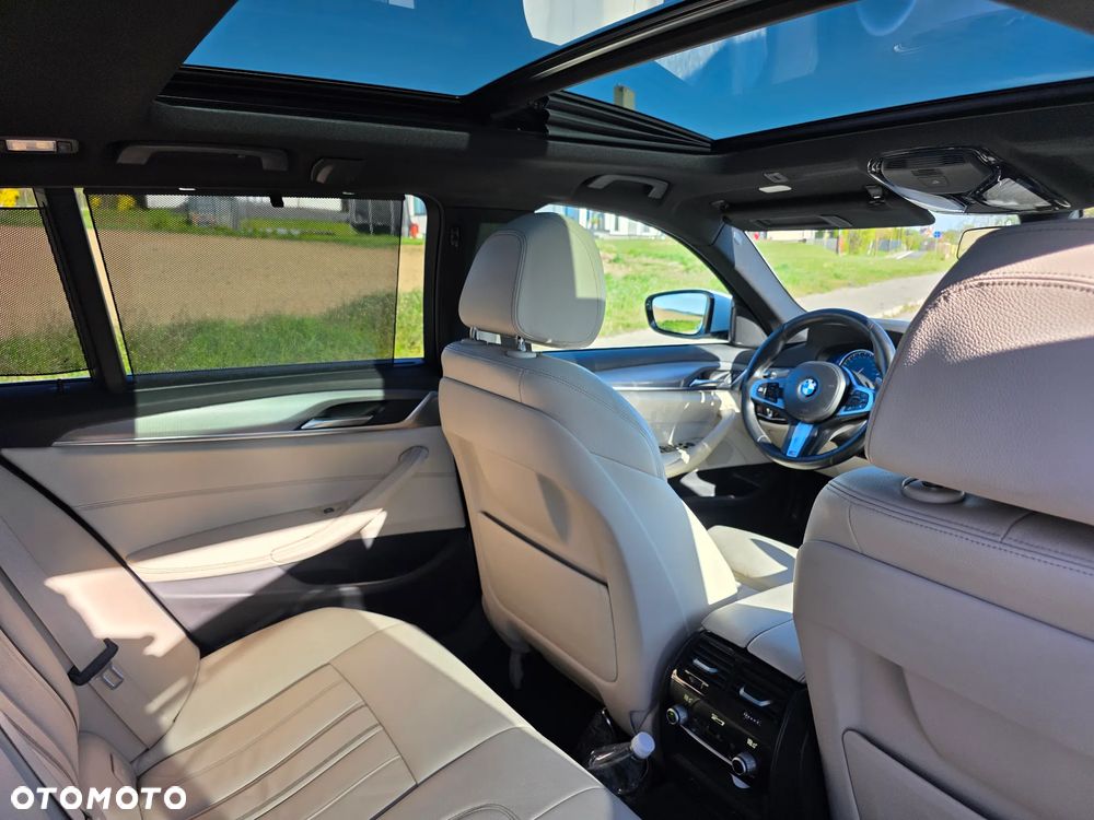 BMW Seria 5 520d xDrive M Sport Edition - 7