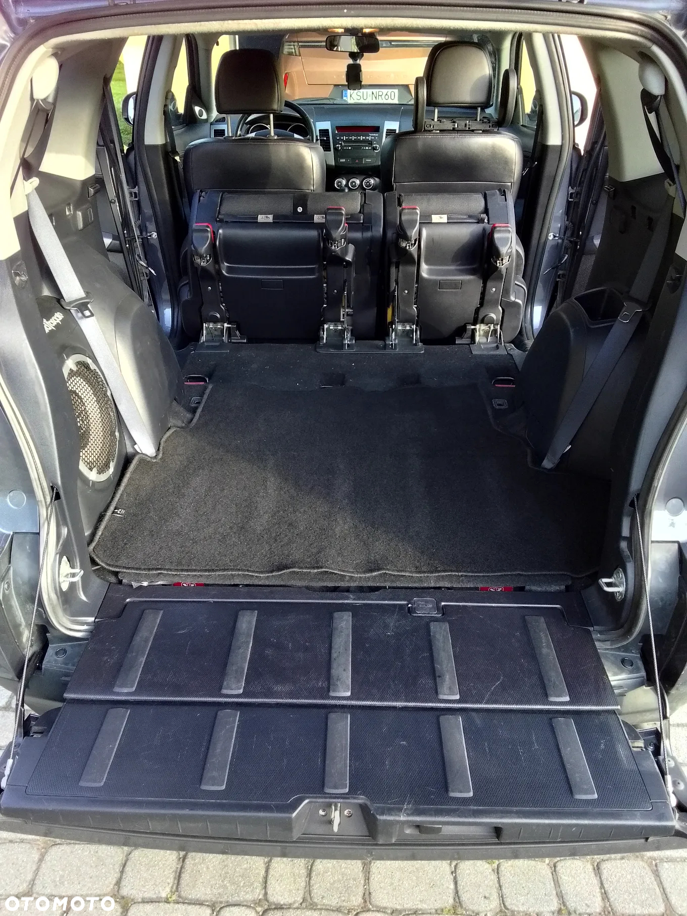 Mitsubishi Outlander 2.0 DID Intense + - 18