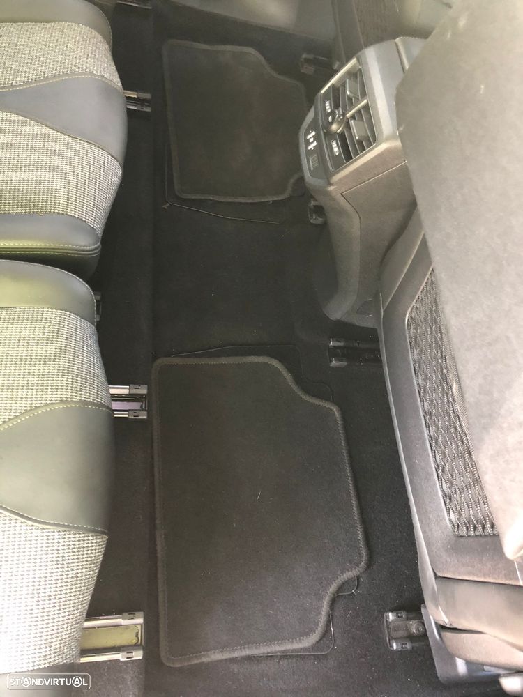 Peugeot 5008 BlueHDI 120 EAT6 Allure - 6