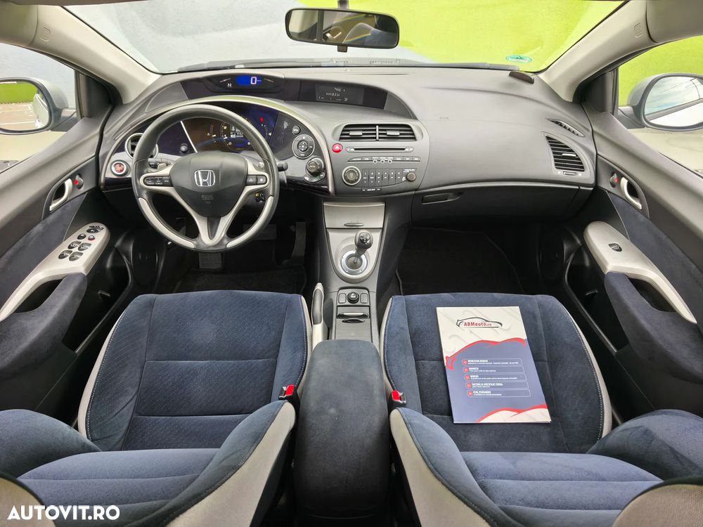 Honda Civic - 10