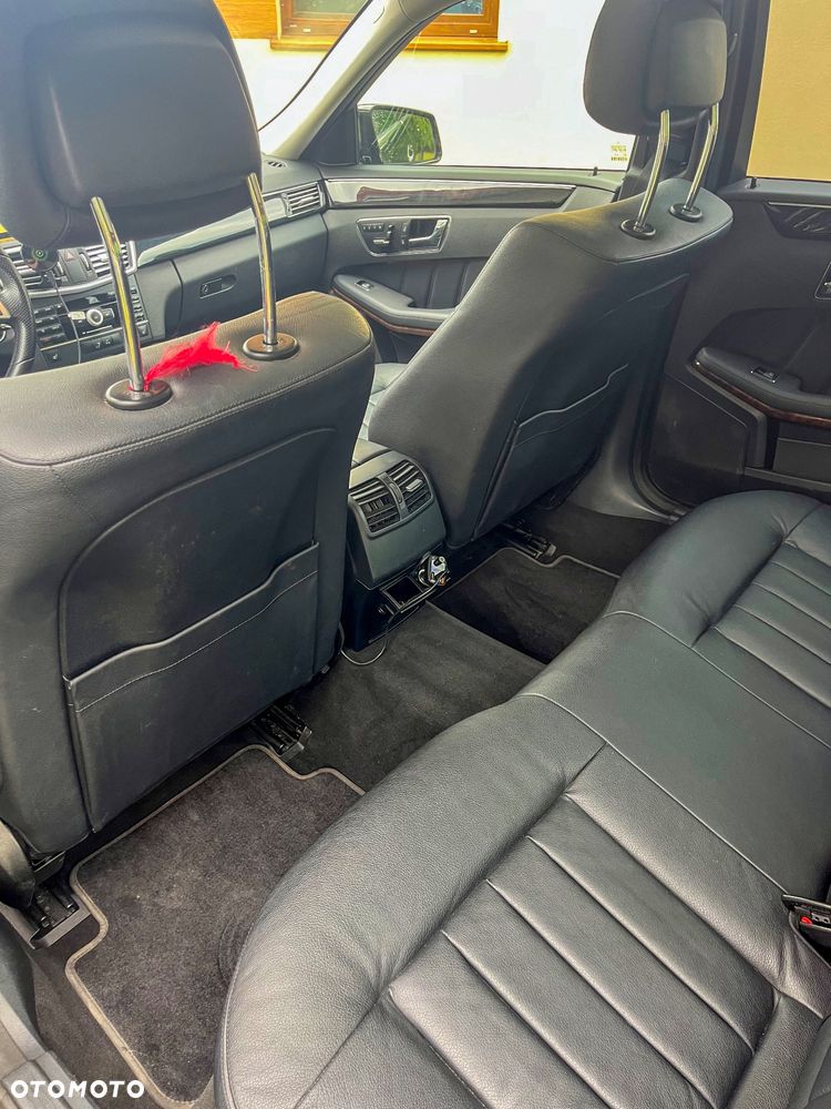 Mercedes-Benz Klasa E 350 CDI BlueEff Avantgarde - 9