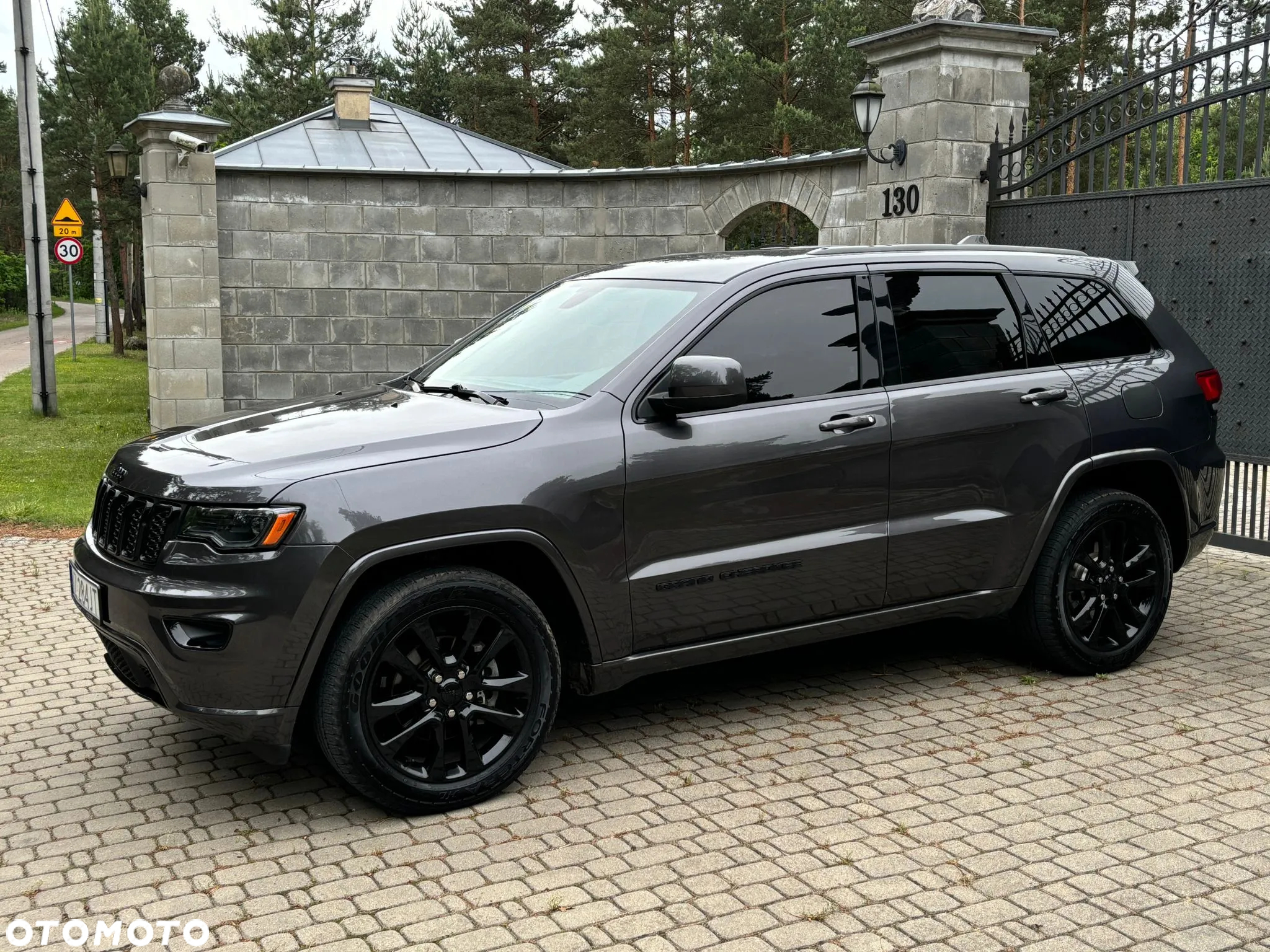 Jeep Cherokee - 7