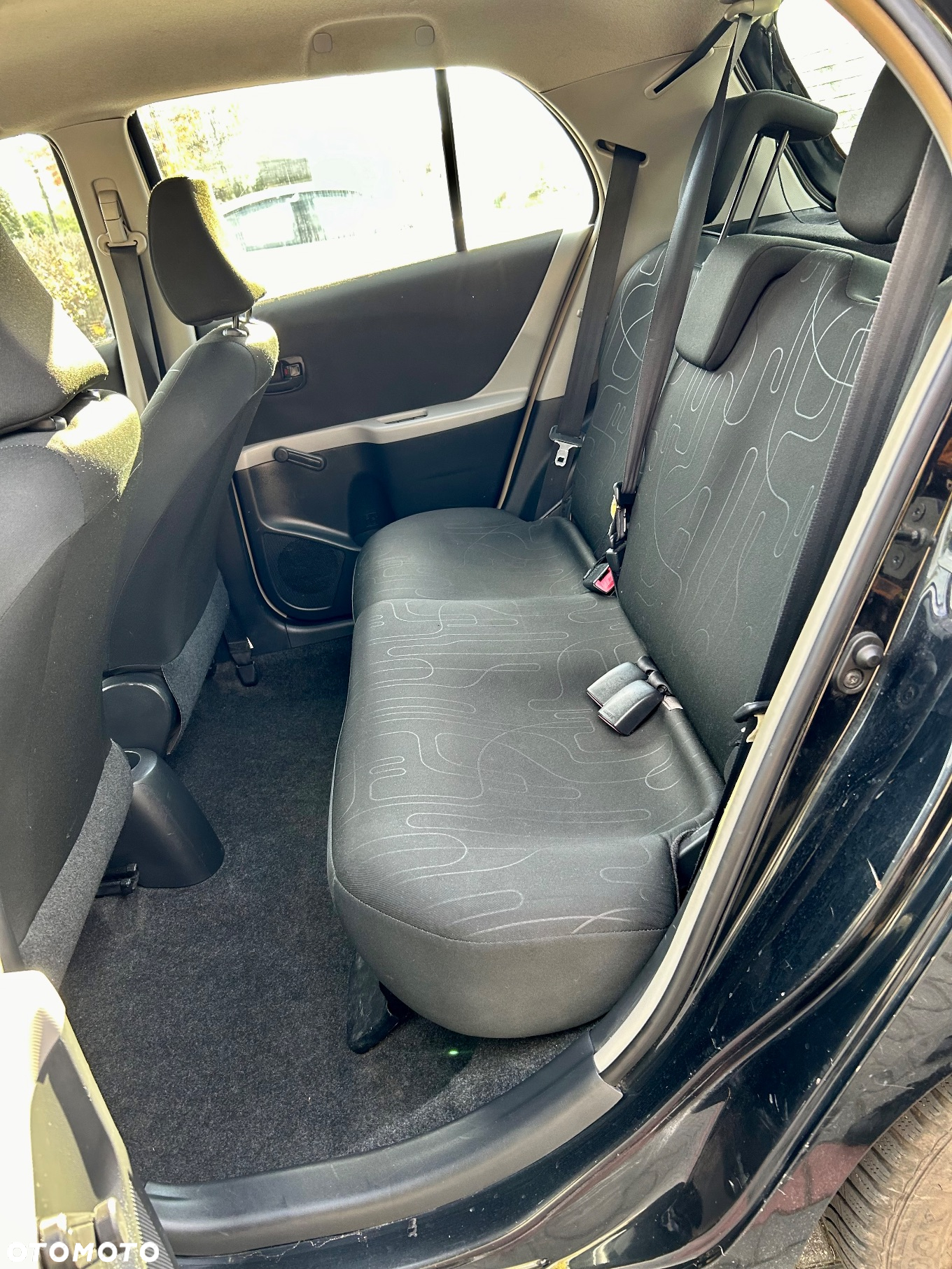 Toyota Yaris 1.0 Terra - 17
