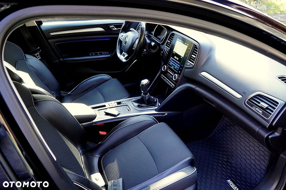 Renault Megane ENERGY dCi 130 BOSE EDITION - 33