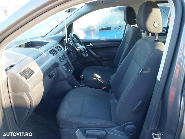 Dezmembrez Volkswagen VW Caddy 4 [2015 - 2020] Kombi Maxi minivan 4-u - 5