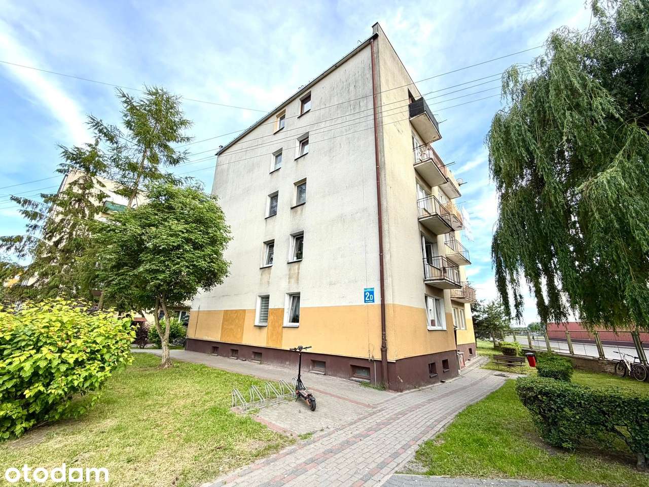 Mieszkanie 2 pokoje z loggią i piwnicą + garaż, Łuków ul. Spokojna