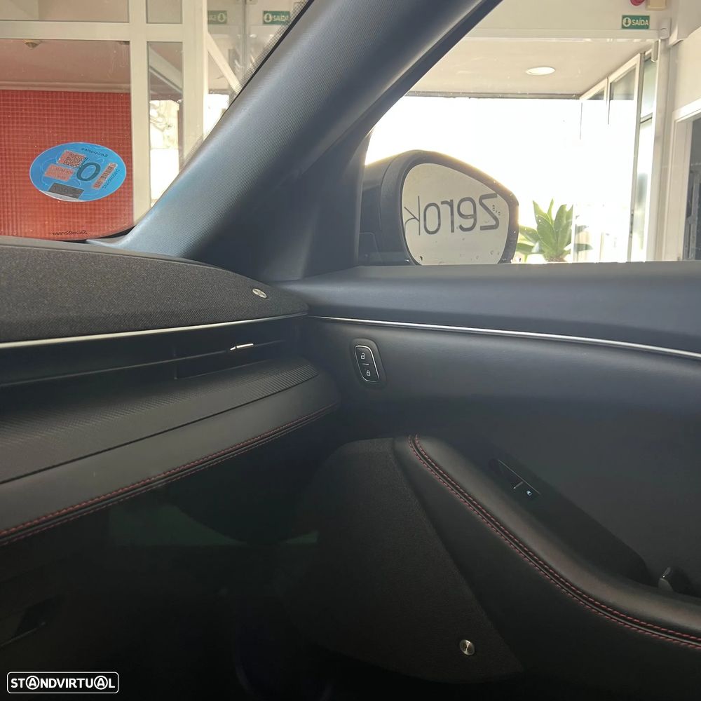 Ford Mustang Mach-E 98.7 kWh Premium - 6