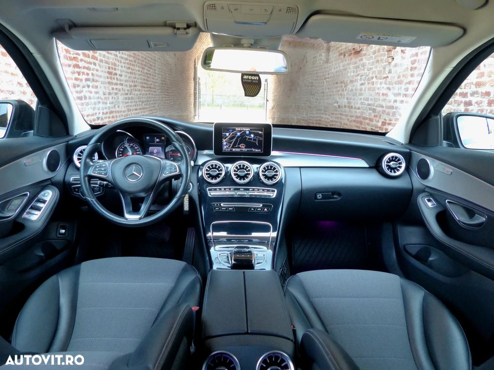 Mercedes-Benz C 220 CDI DPF (BlueEFFICIENCY) 7G-TRONIC Avantgarde - 10