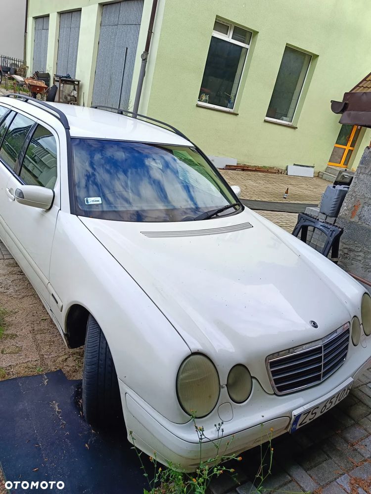 Mercedes-Benz Klasa E - 2