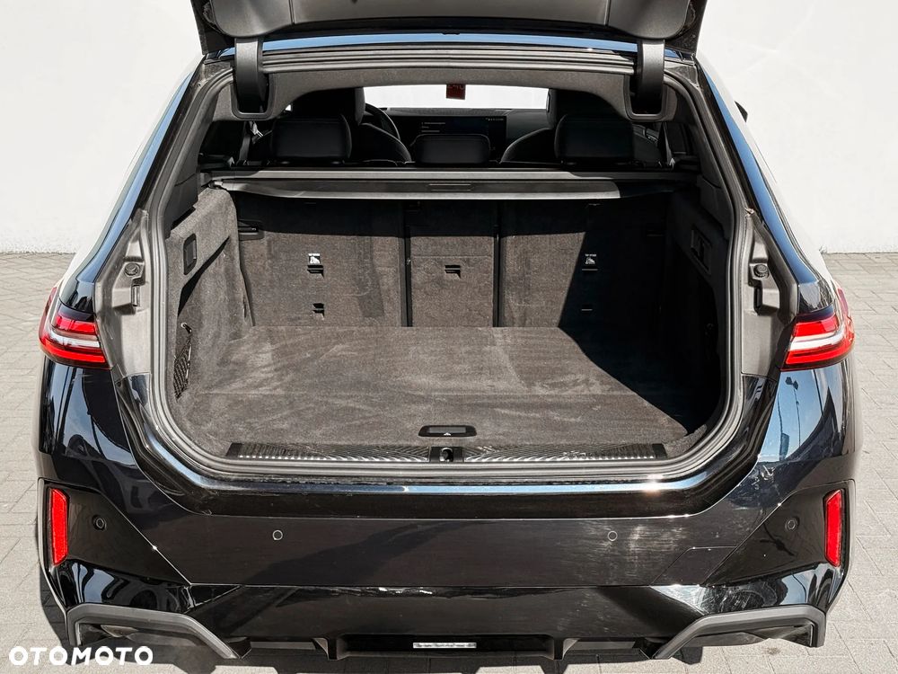 BMW Seria 5 540d xDrive - 14