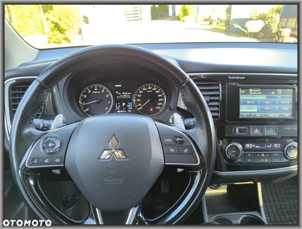 Mitsubishi Outlander 2.0 Intense + 4WD CVT - 2