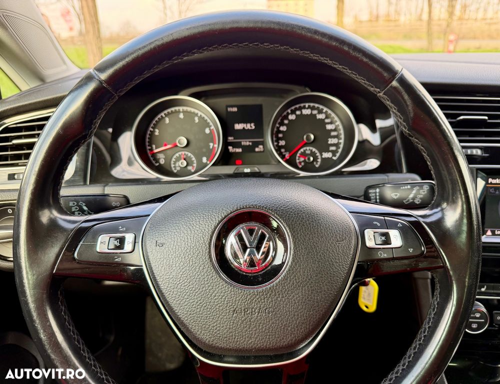 Volkswagen Golf 1.4 TSI BMT Highline - 18