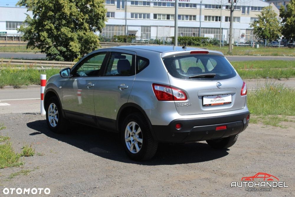 Nissan Qashqai - 4