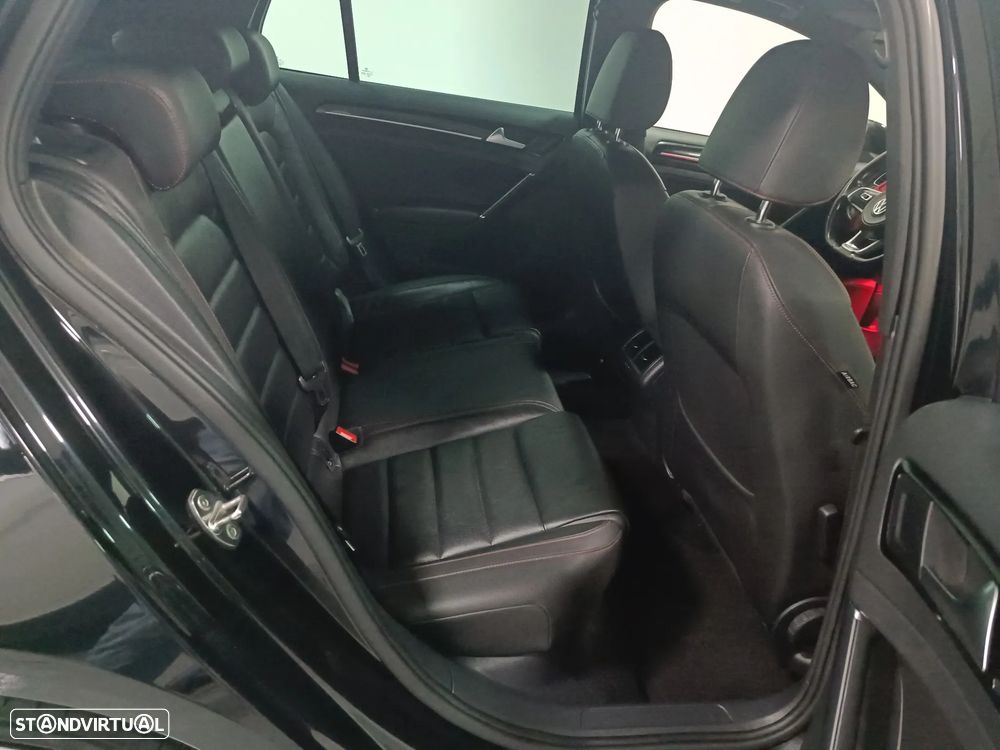 VW Golf GTI Performance BlueMotion DSG - 14