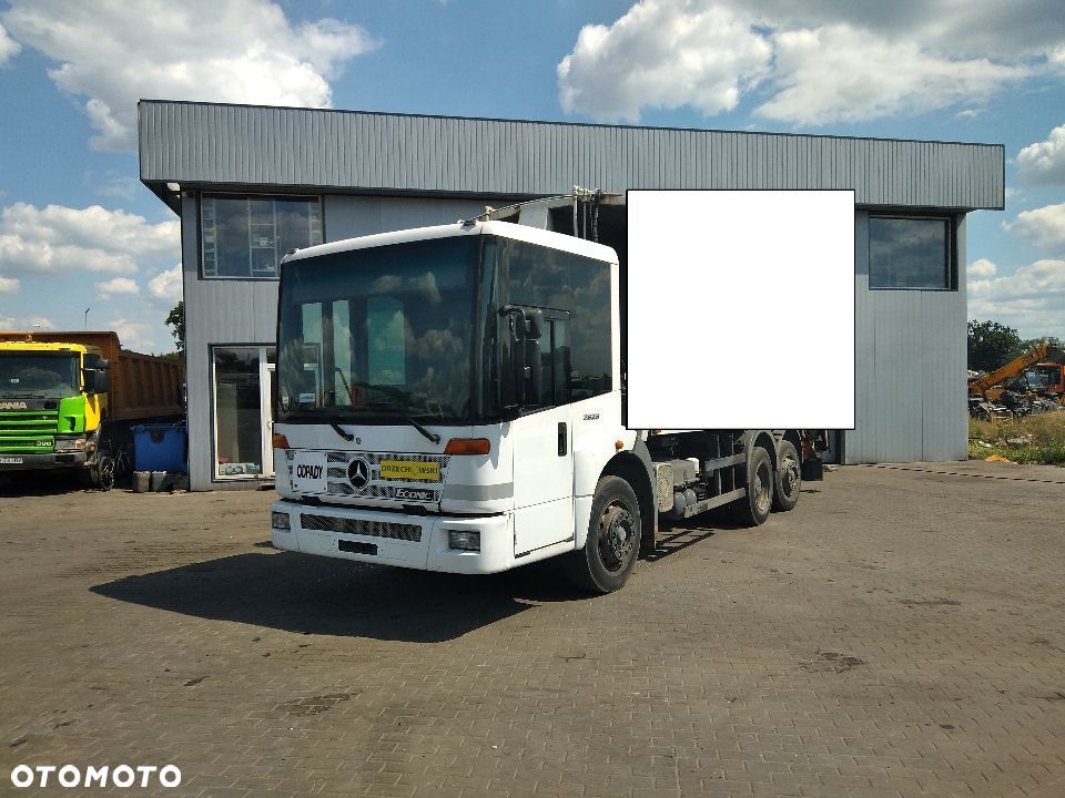 Mercedes econic kabina kompletna - 3