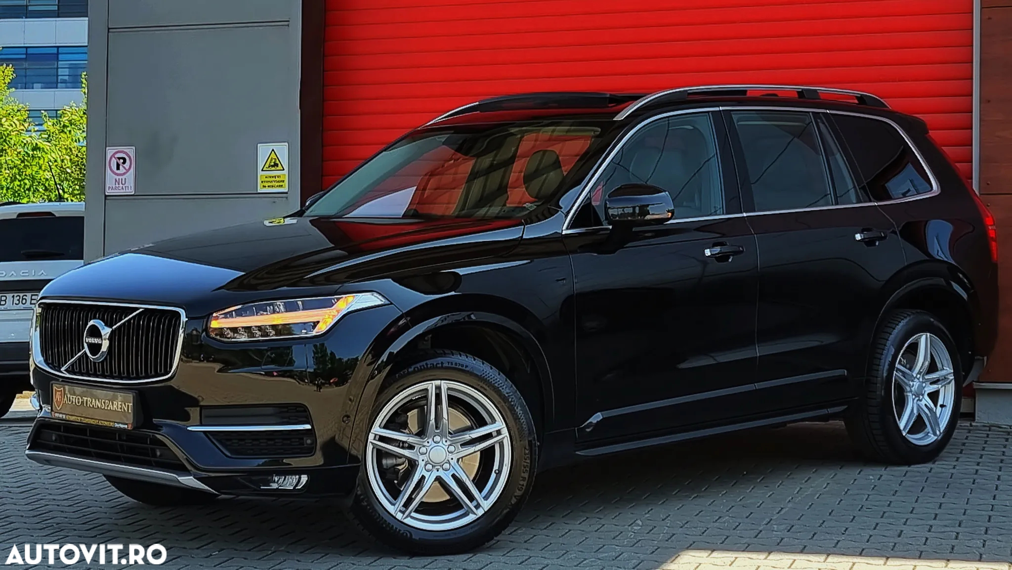 Volvo XC 90 B5 D AWD Geartronic Momentum Pro - 4
