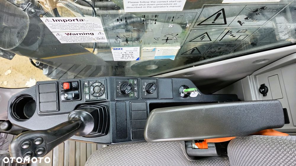 Volvo EC250E - 11