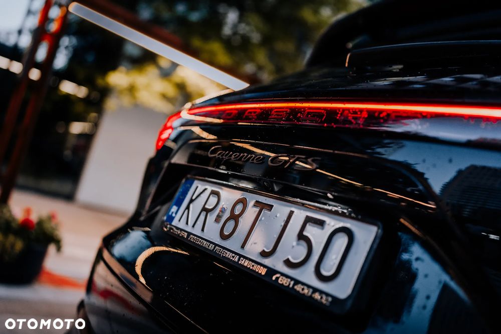 Porsche Cayenne GTS - 31
