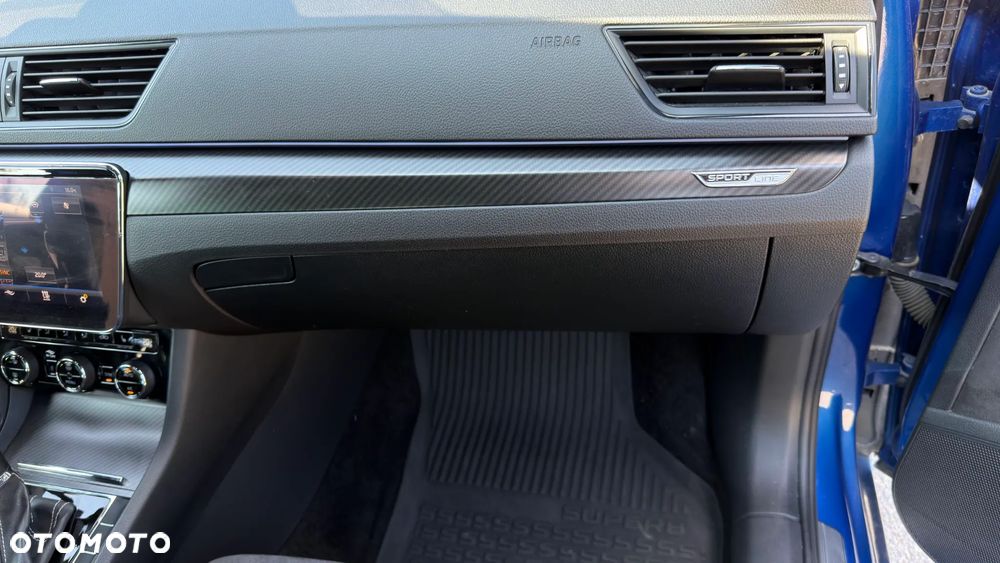 Skoda Superb 2.0 TDI SCR 4x4 Sportline DSG - 39