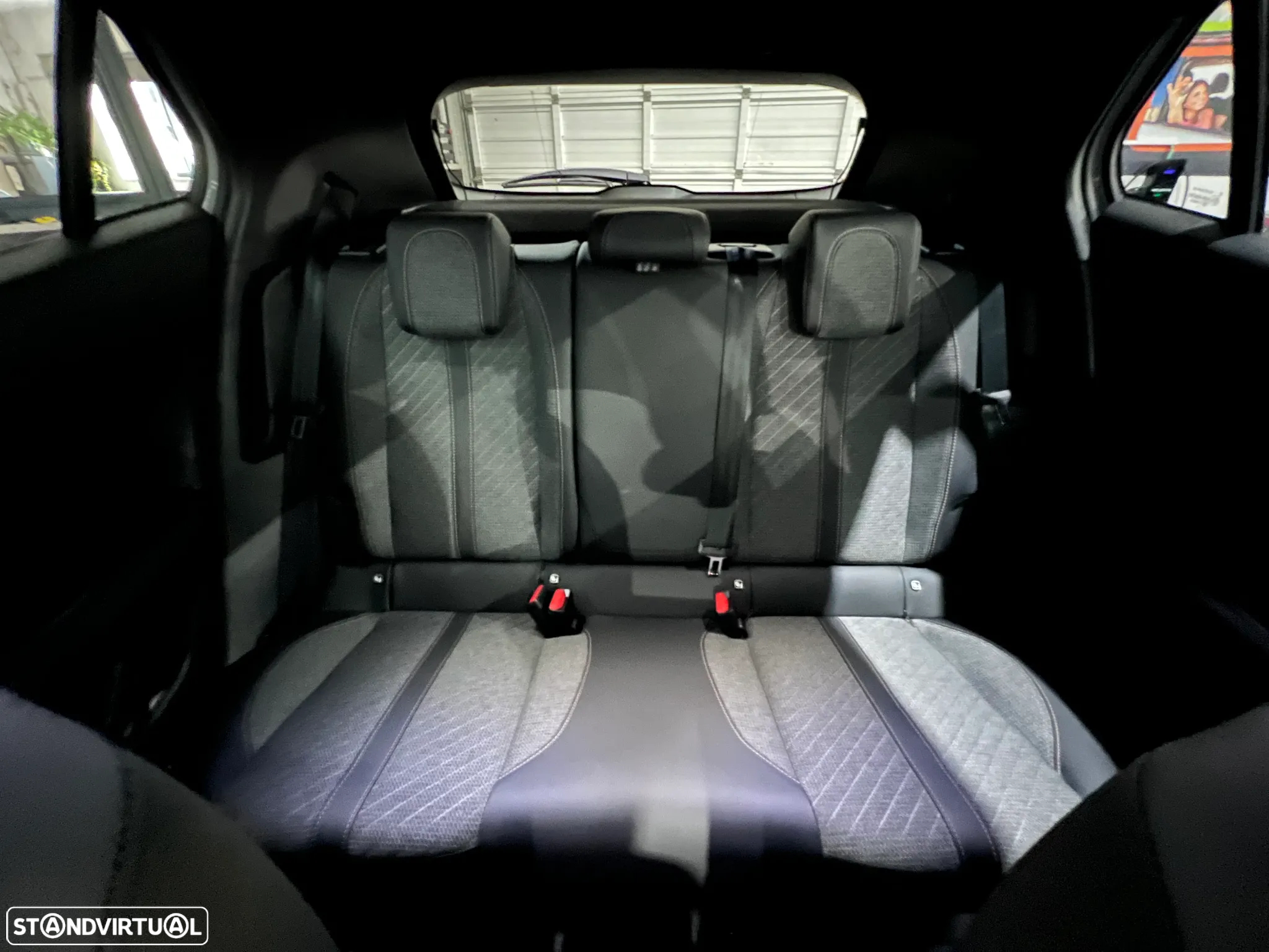Peugeot 2008 1.2 PureTech Allure - 7